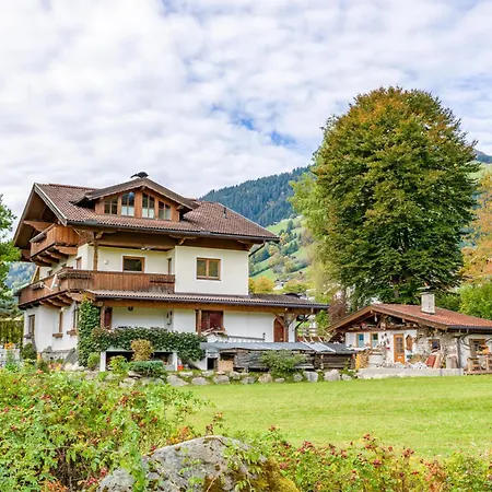 Appartementkombination Brixnerwirt I Ii Iii Und Iv Apartman Brixen im Thale
